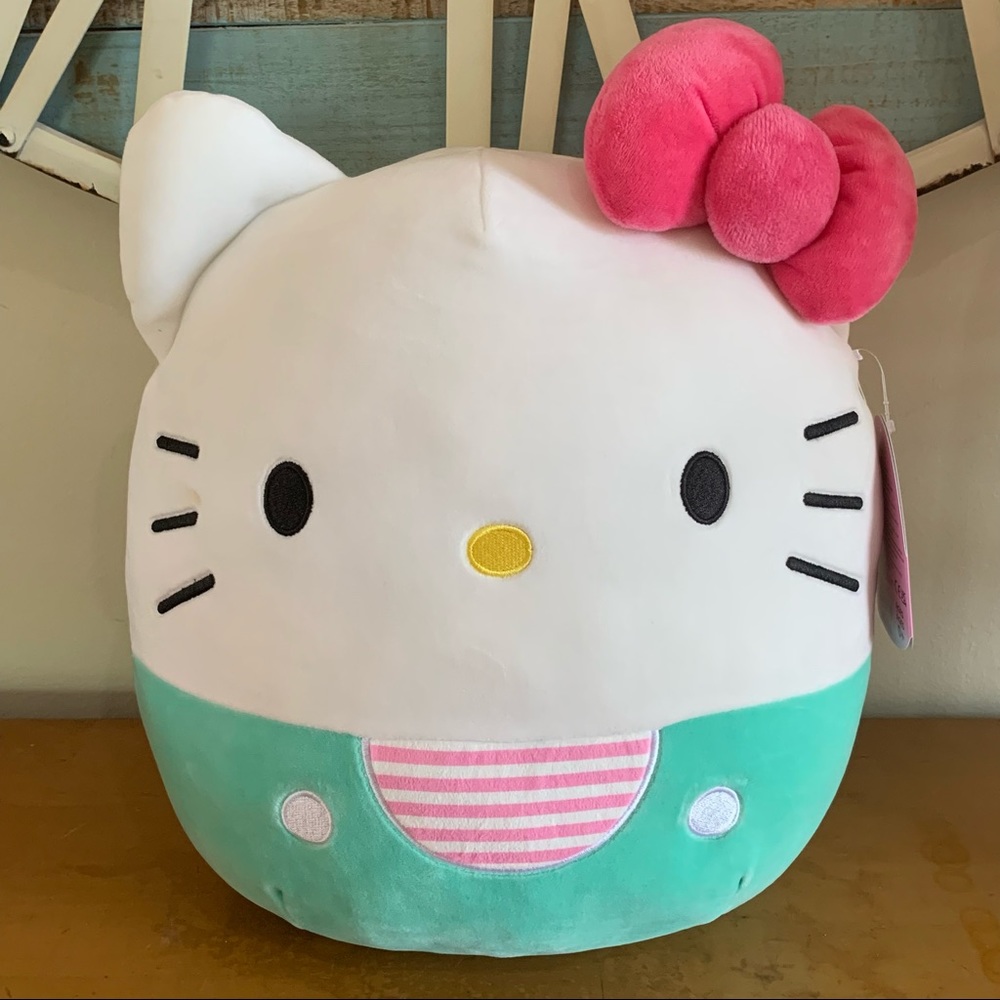 Squishmallows 12” HELLO KITTY 🎁 NWT